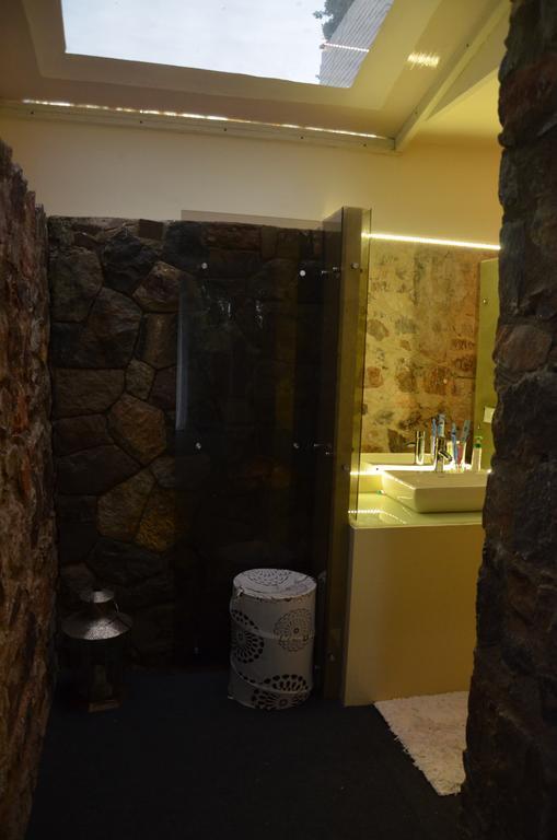 Aravli Vista Hotel Gurgaon Room photo